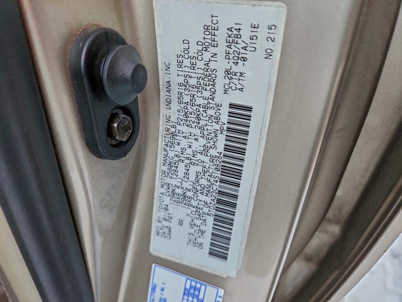 Lot #3317782122 2004 TOYOTA SIENNA CE