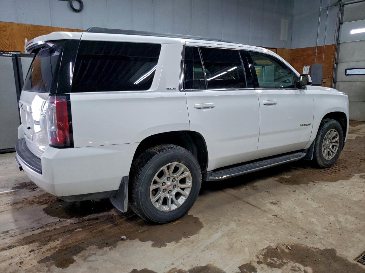 GMC YUKON SLE