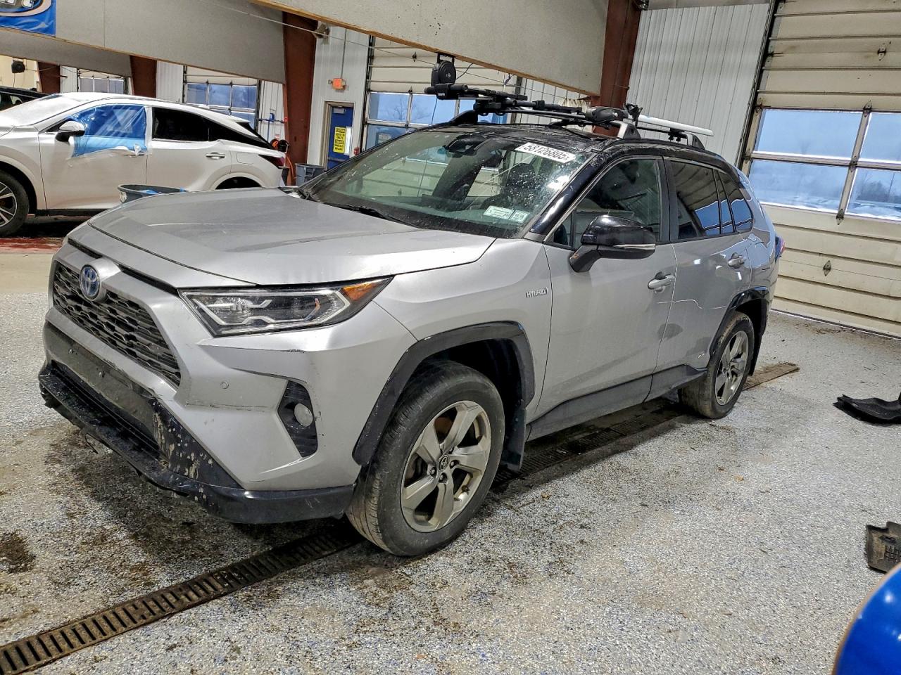 TOYOTA RAV4 XSE