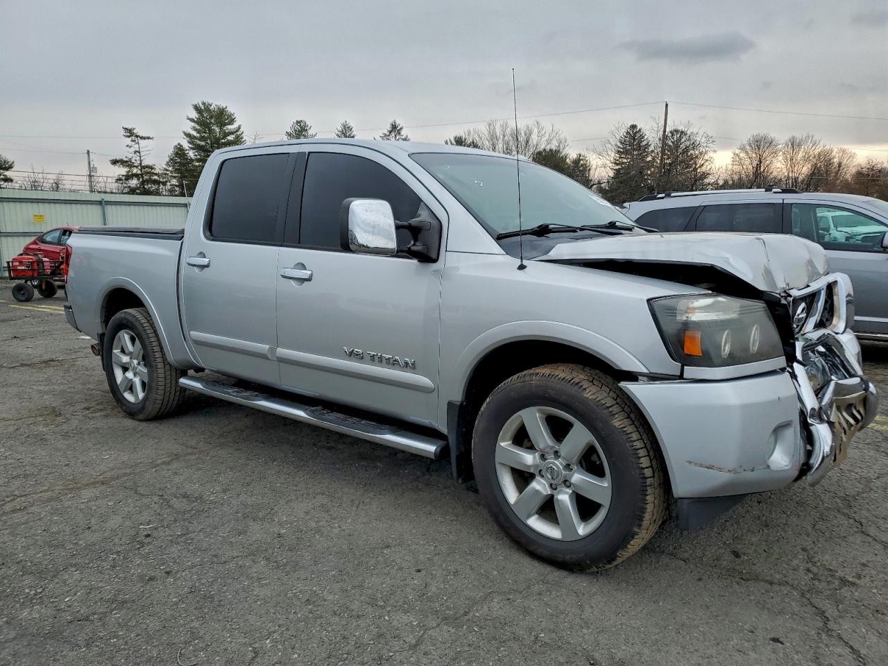 NISSAN TITAN S