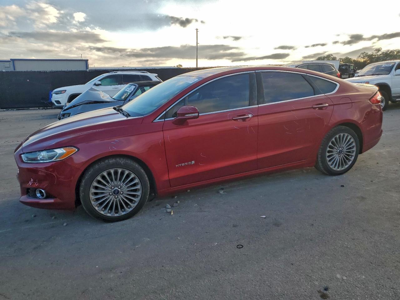 FORD FUSION TITANIUM HEV