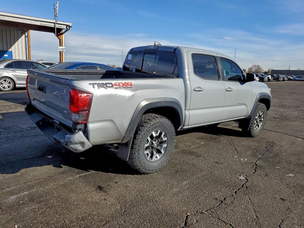 TOYOTA TACOMA DOUBLE CAB