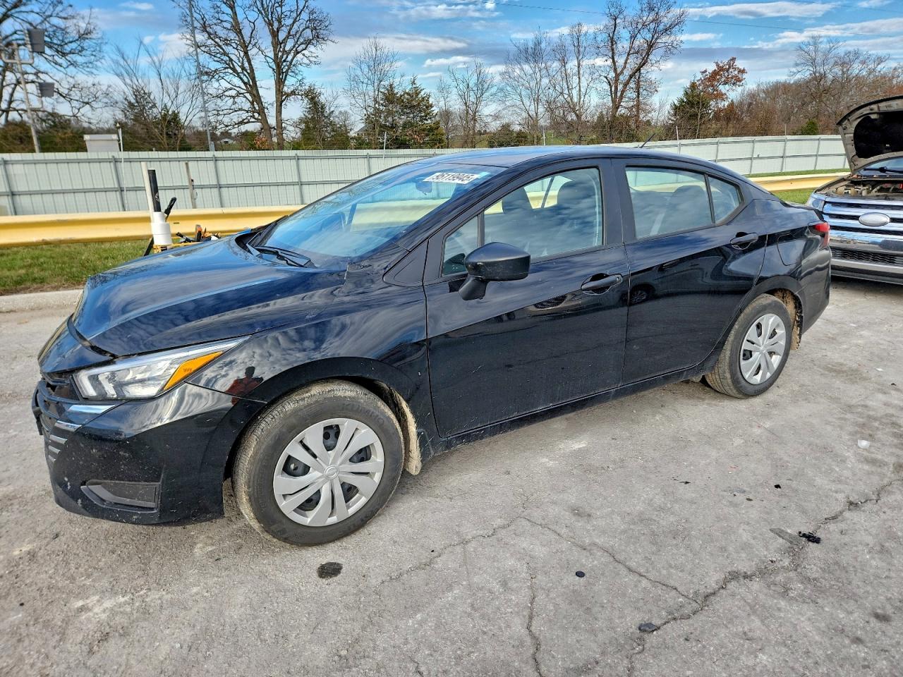 NISSAN VERSA S
