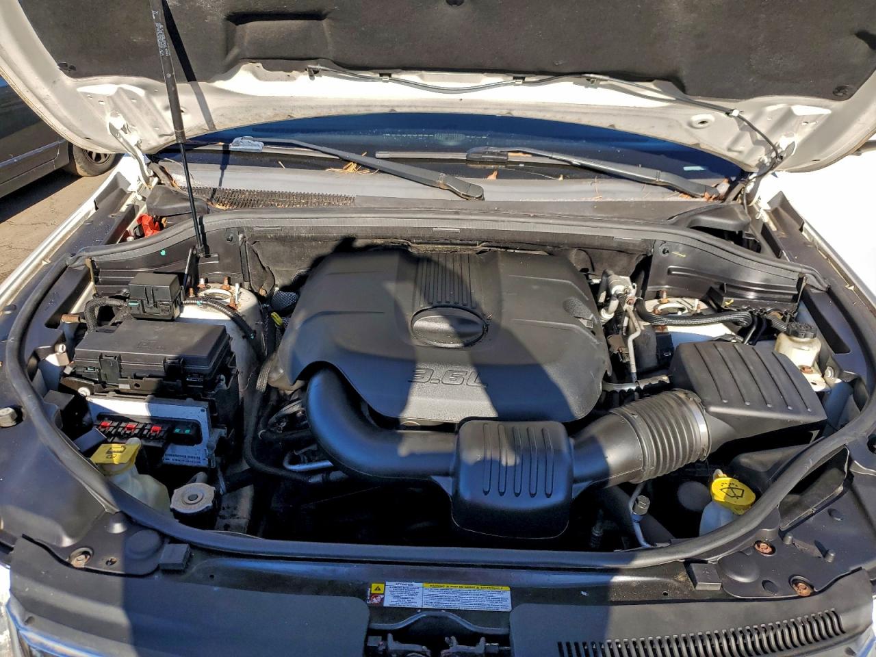 JEEP GRAND CHEROKEE LAREDO