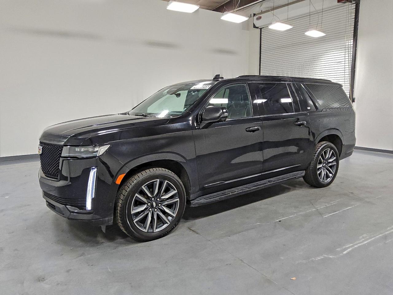 CADILLAC ESCALADE ESV SPORT