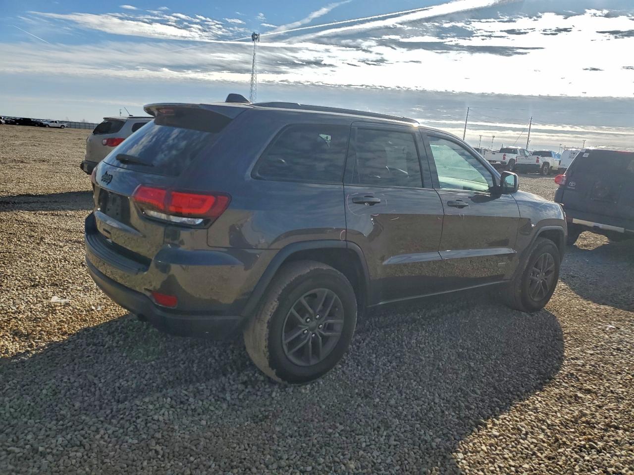 JEEP GRAND CHEROKEE LAREDO