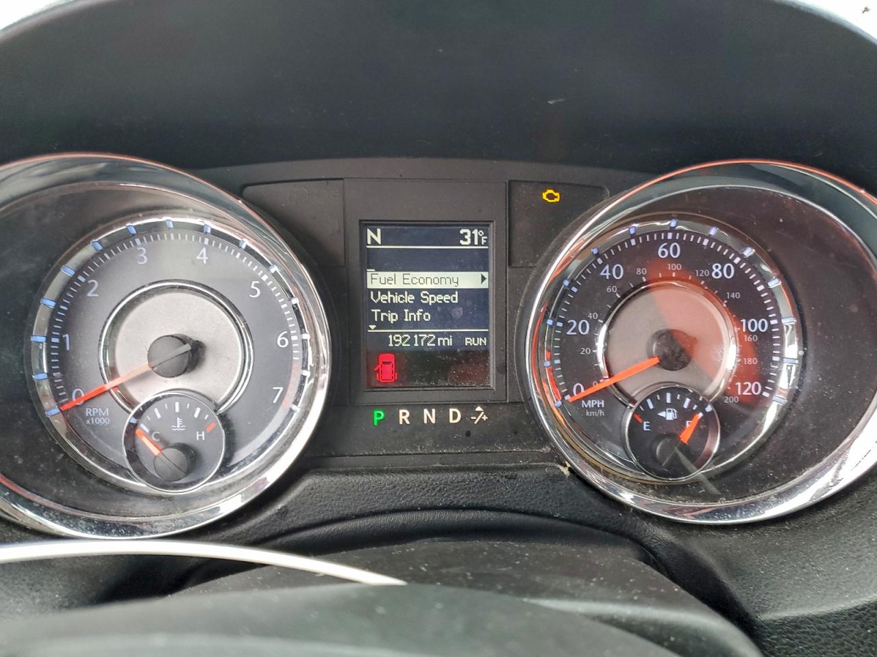 CHRYSLER TOWN & COUNTRY TOURING