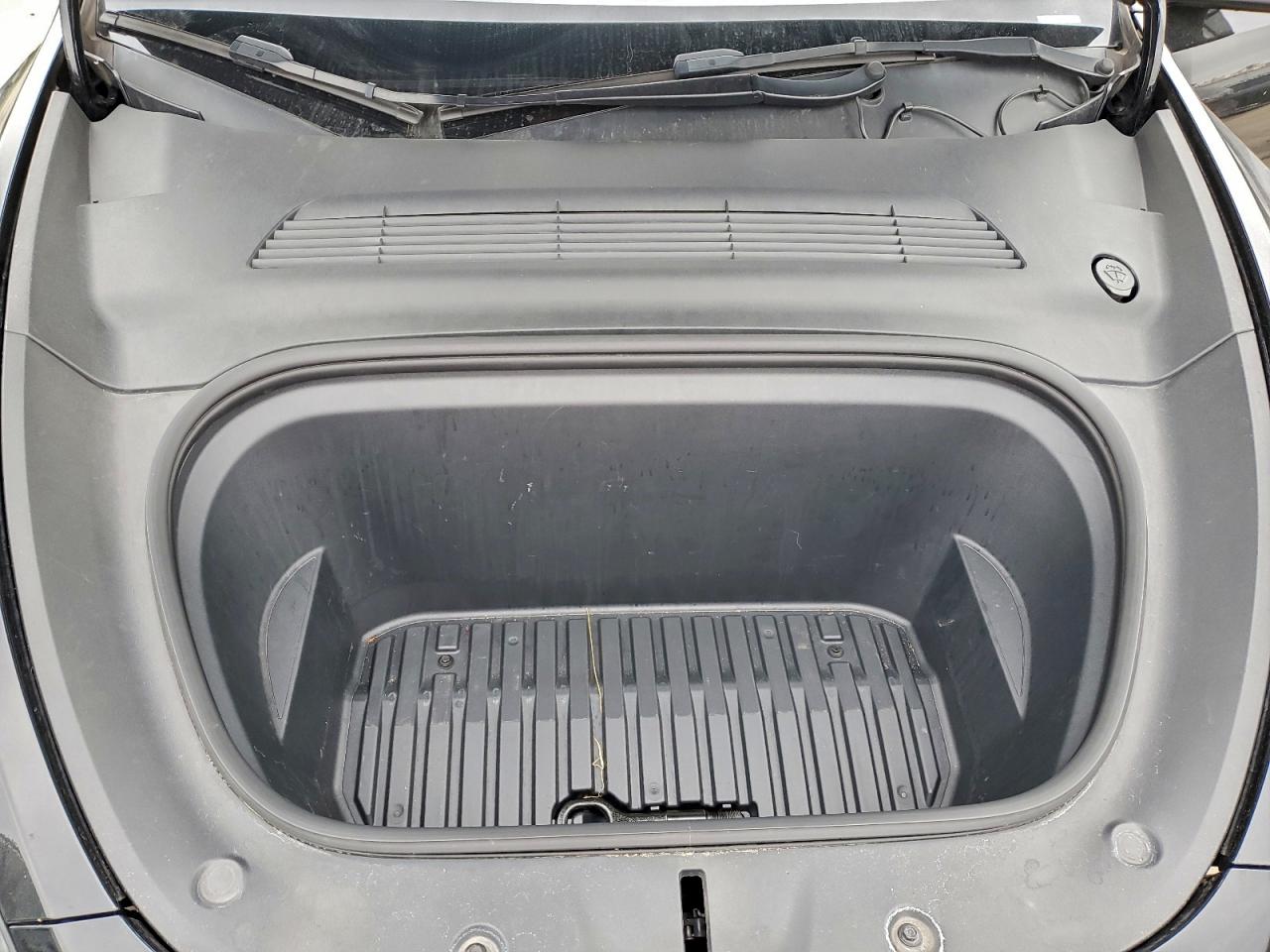 Lot #3325053311 2021 TESLA MODEL Y
