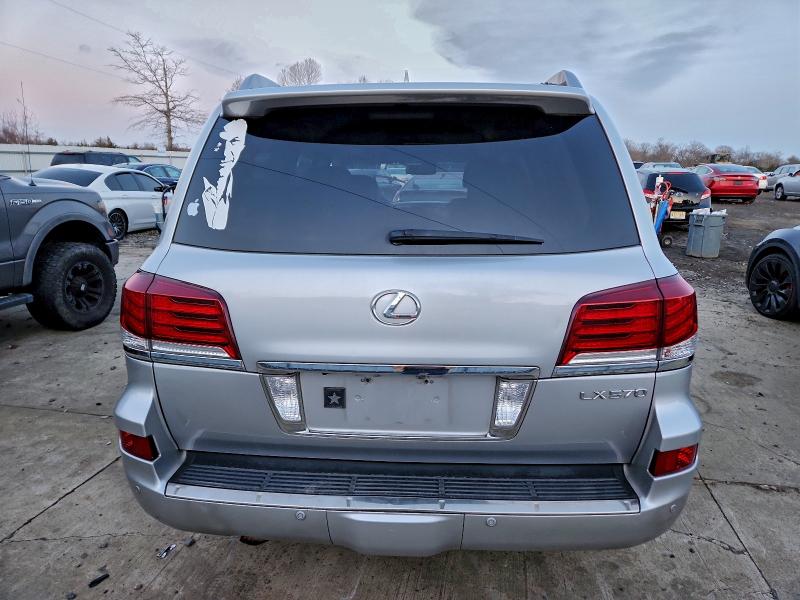 2013 LEXUS LX 570 #3305379326