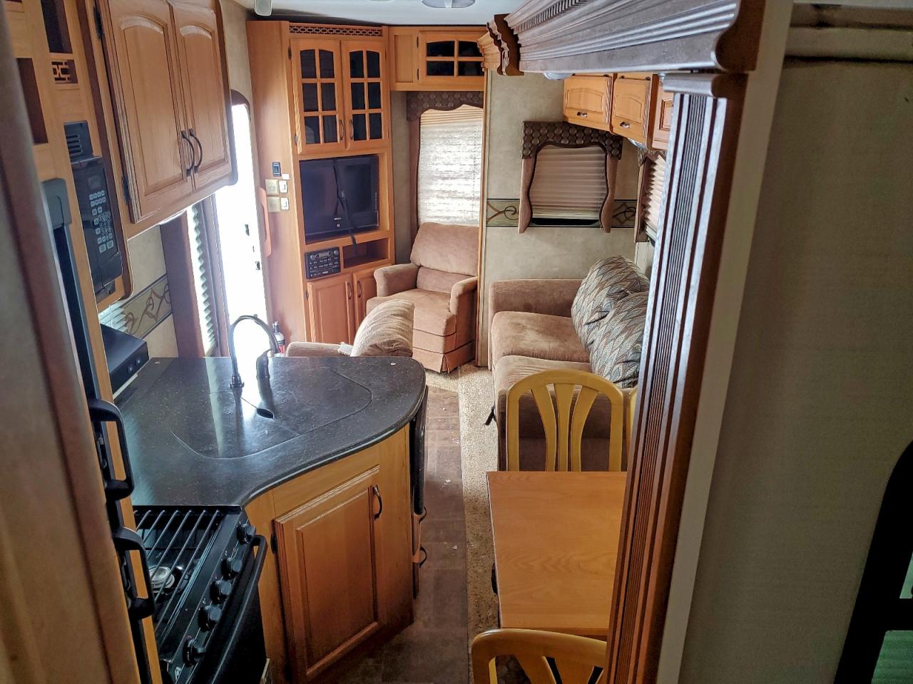 Lot #3301851982 2011 KEYSTONE LAREDO