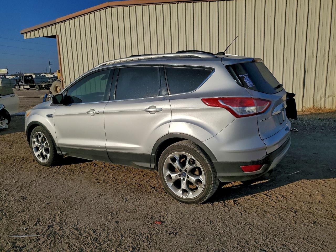 FORD ESCAPE TITANIUM