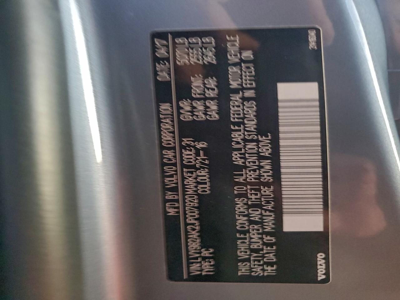 VOLVO S90 T5 MOMENTUM