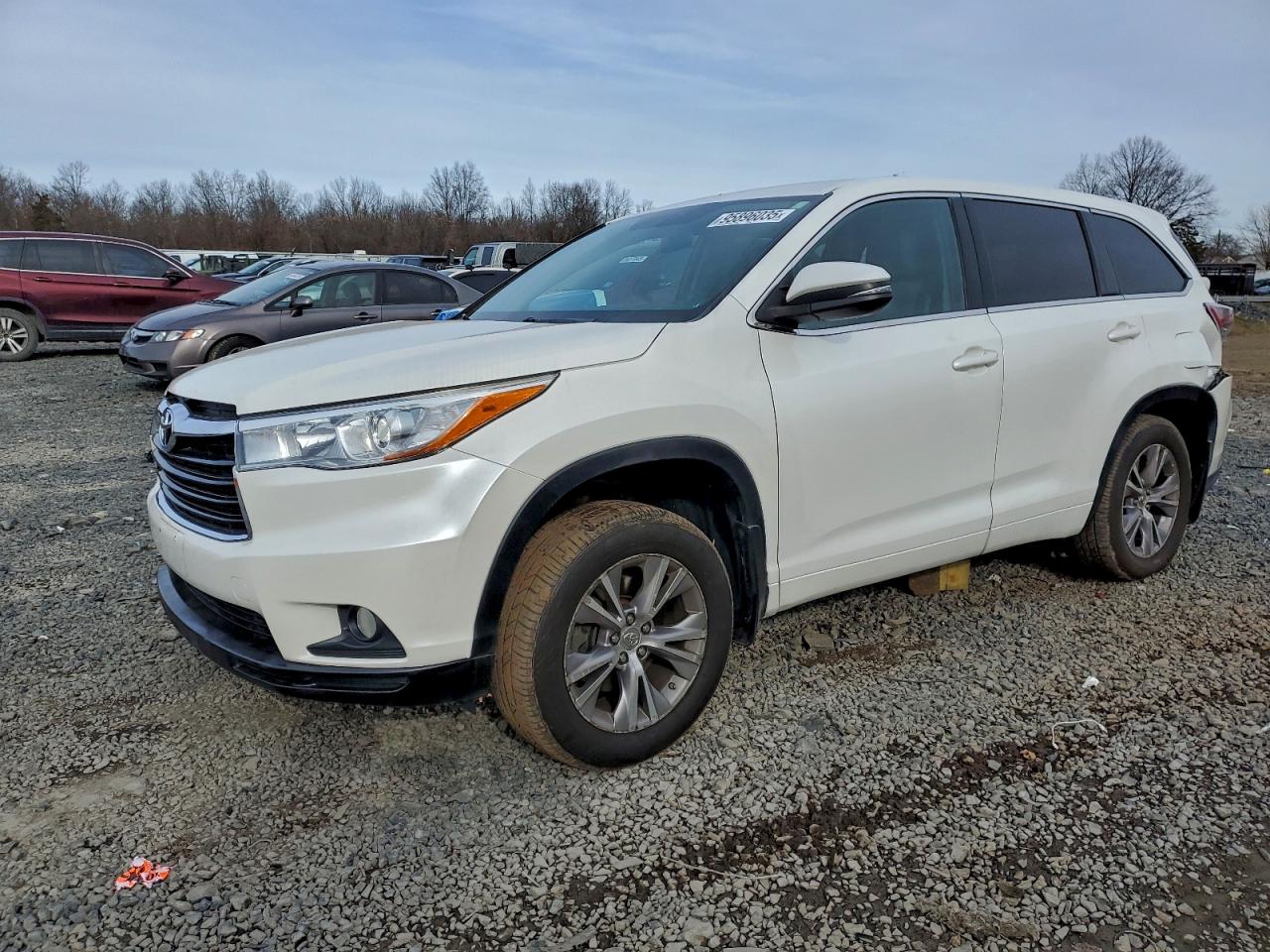 TOYOTA HIGHLANDER LE