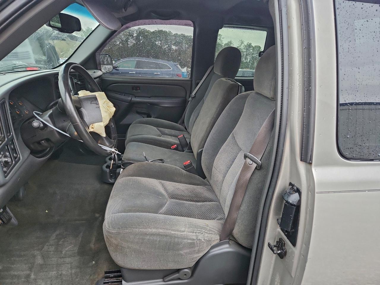 Lot #3302728103 2004 CHEVROLET SILVERADO