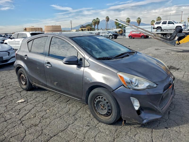 2015 TOYOTA PRIUS C #3303709524