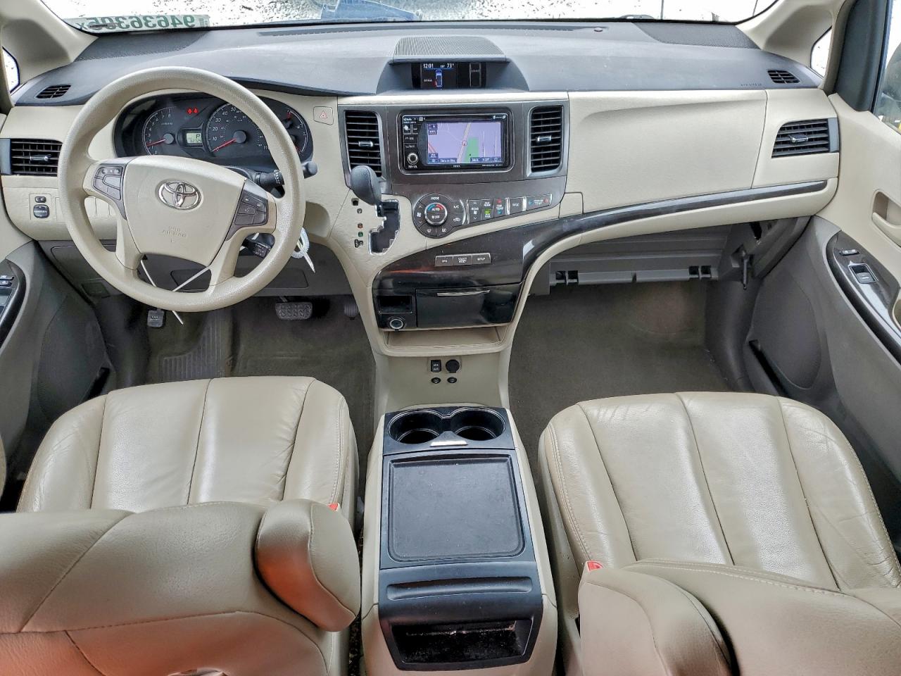 Lot #3301829380 2013 TOYOTA SIENNA LE