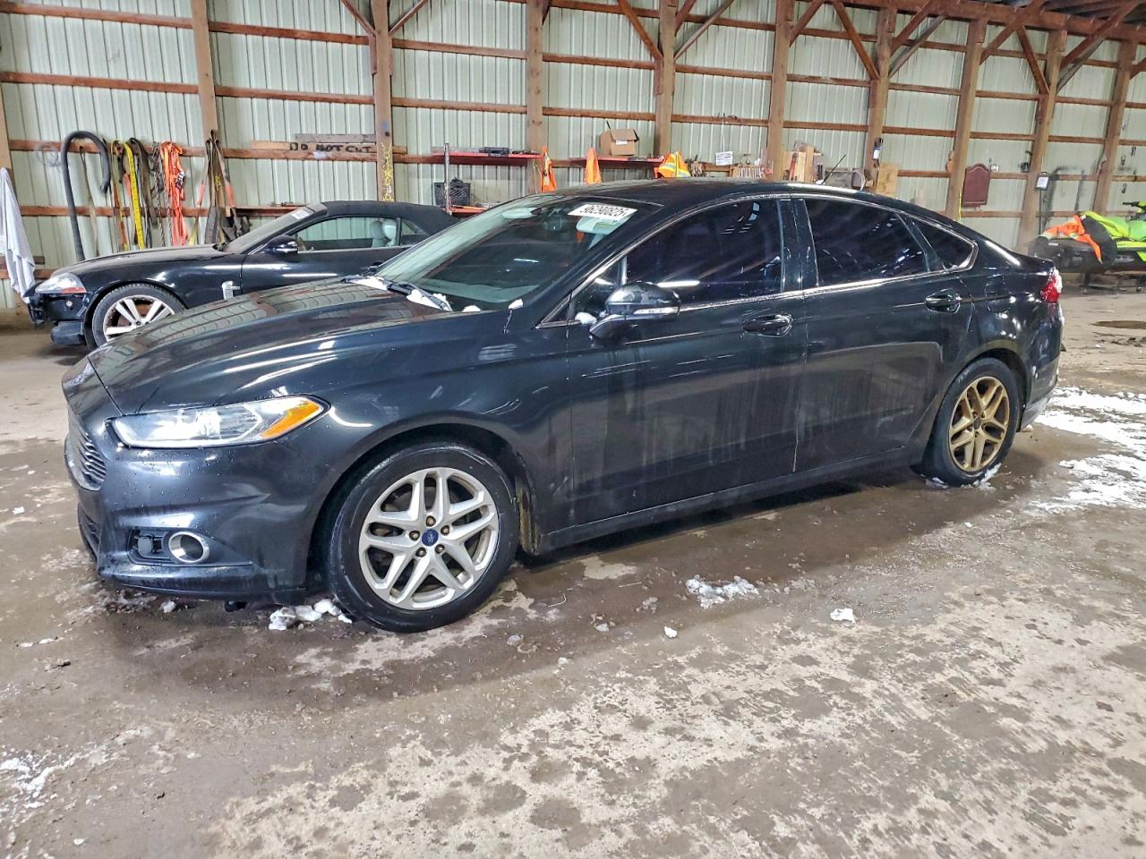 FORD FUSION SE