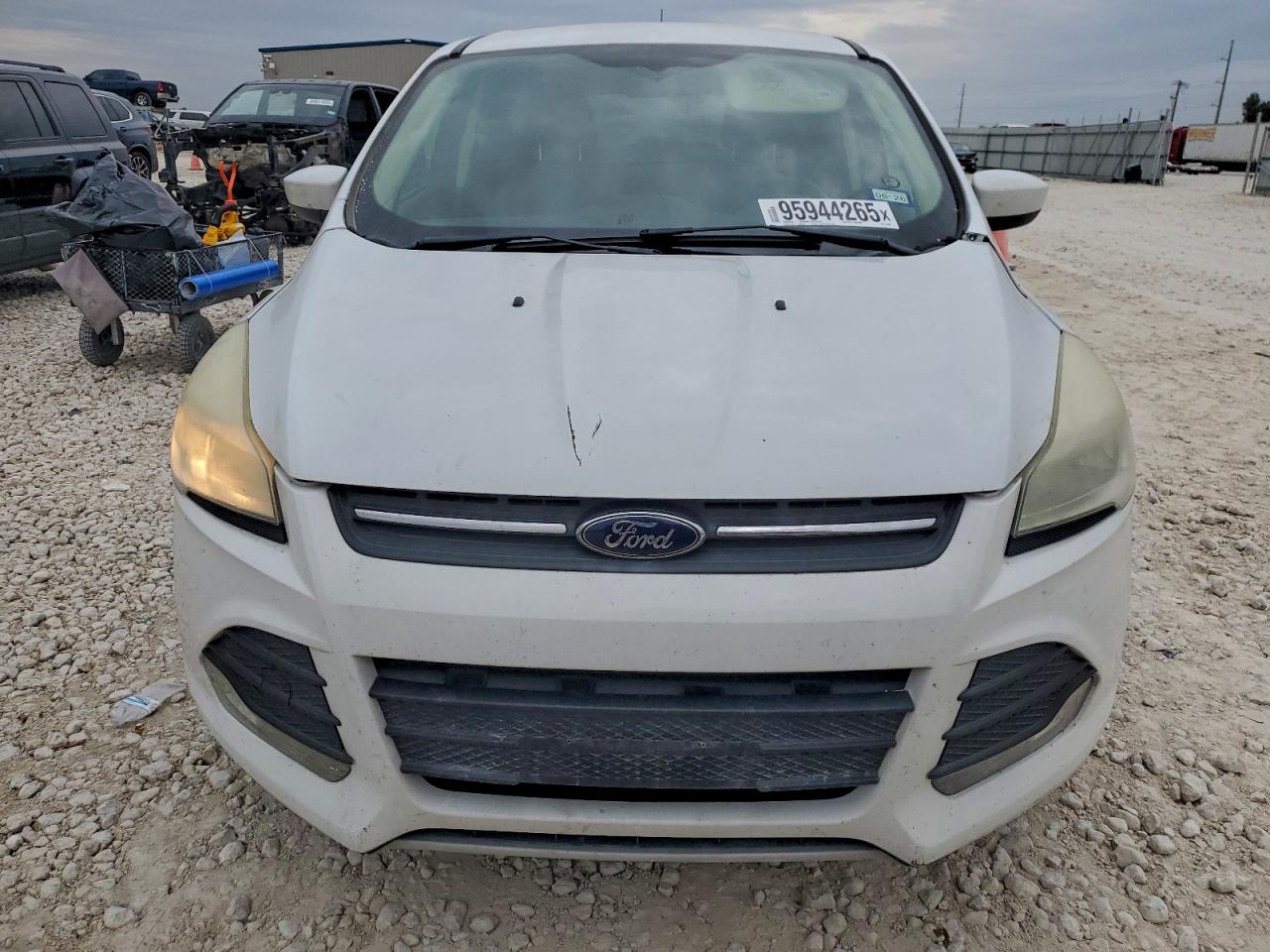 FORD ESCAPE SE