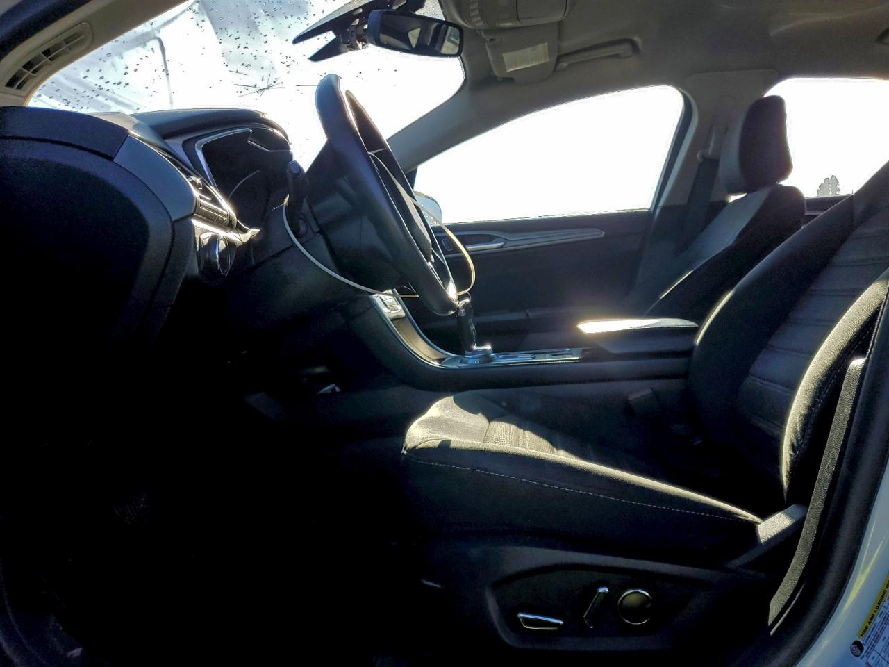 Lot #3304550466 2020 FORD FUSION SE