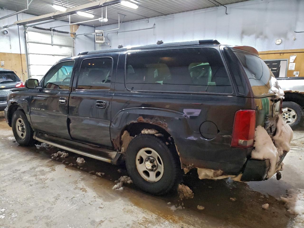 Lot #3310413001 2003 CADILLAC ESCALADE E