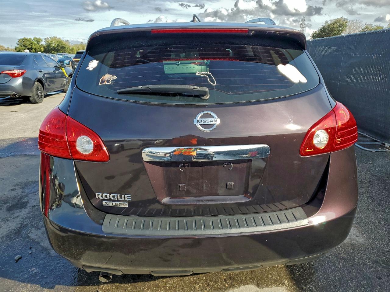 NISSAN ROGUE S