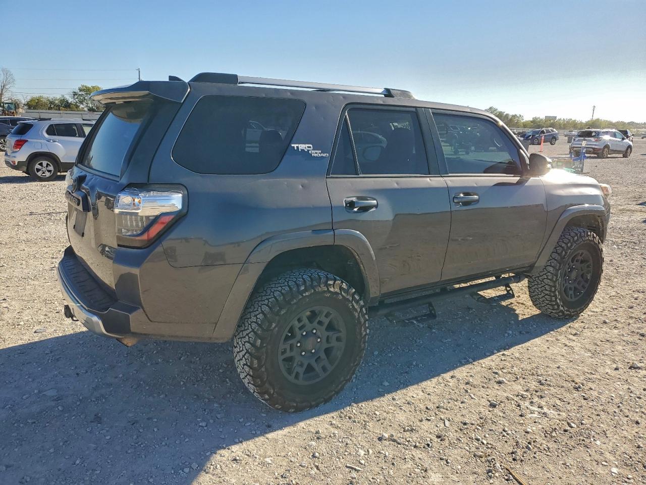 TOYOTA 4RUNNER SR5/SR5 PREMIUM