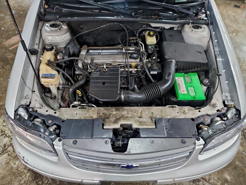 2004 CHEVROLET CLASSIC #3304310026