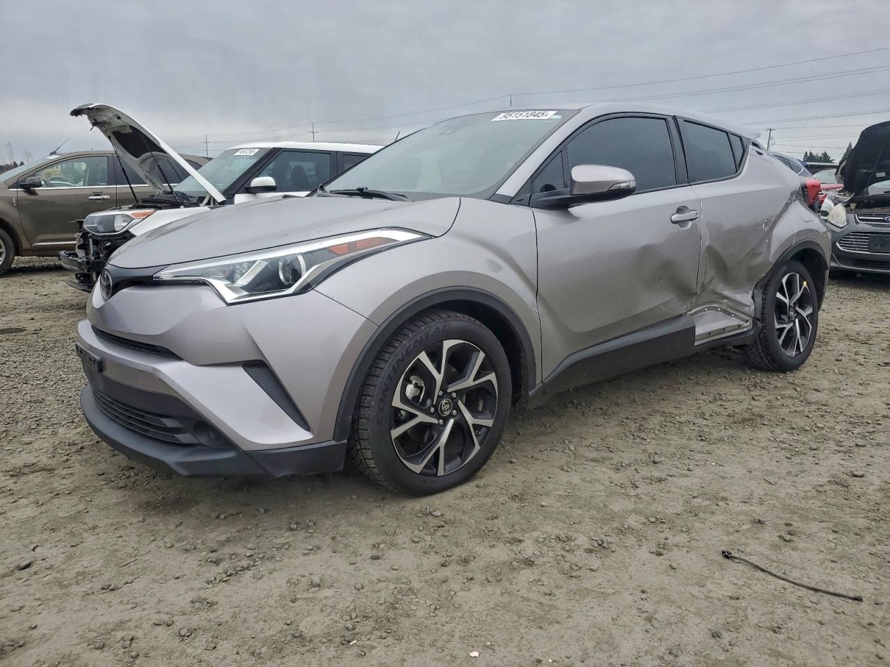 TOYOTA C-HR XLE