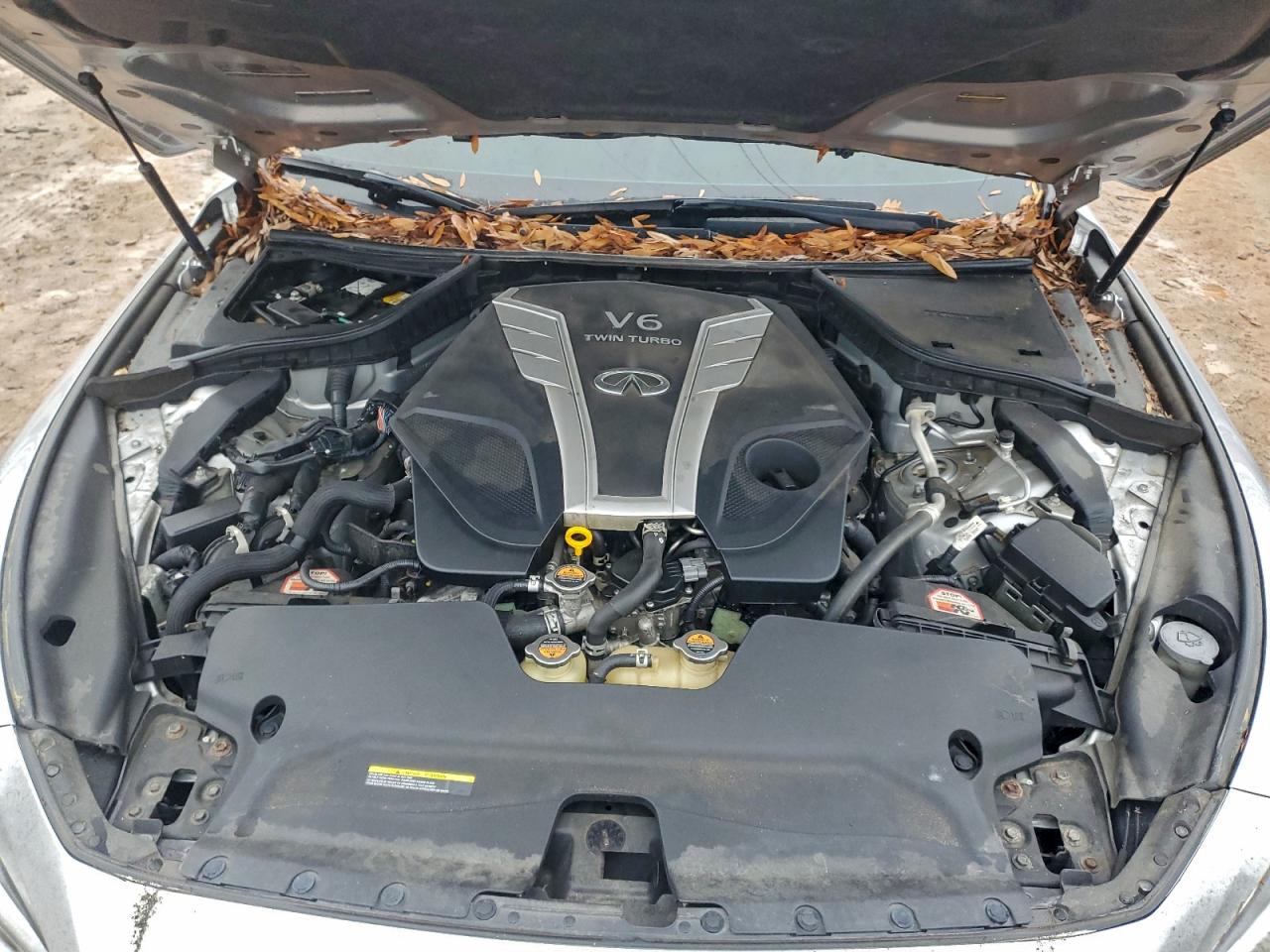 INFINITI Q50 PREMIUM