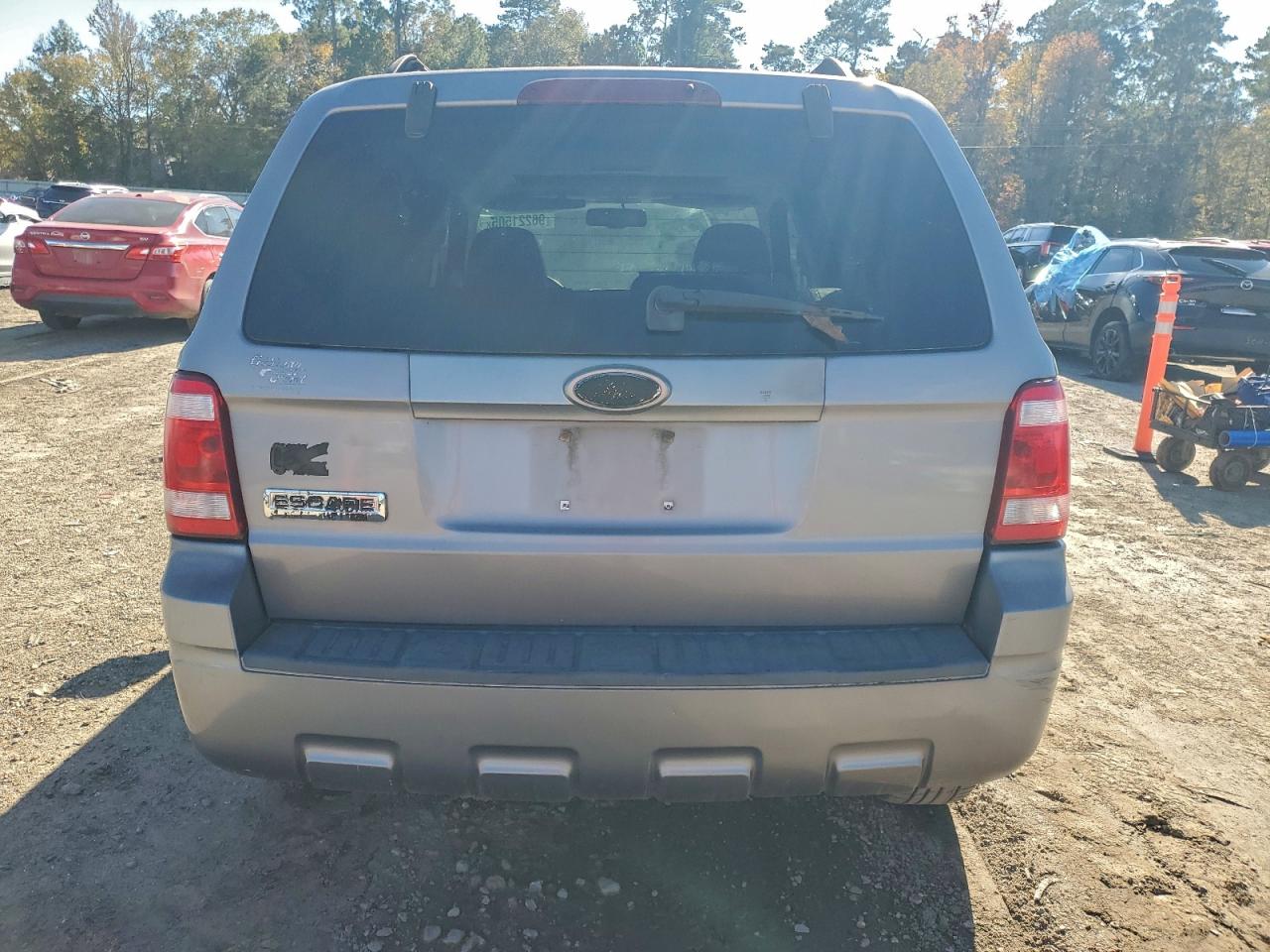 Lot #3316067247 2008 FORD 1220