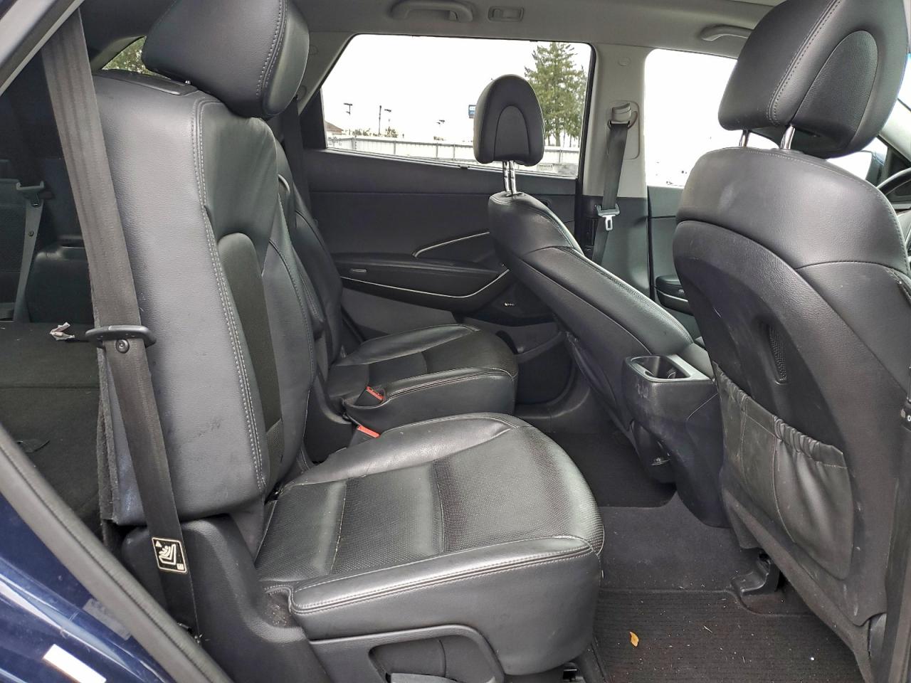 Lot #3316811432 2017 HYUNDAI SANTA FE S