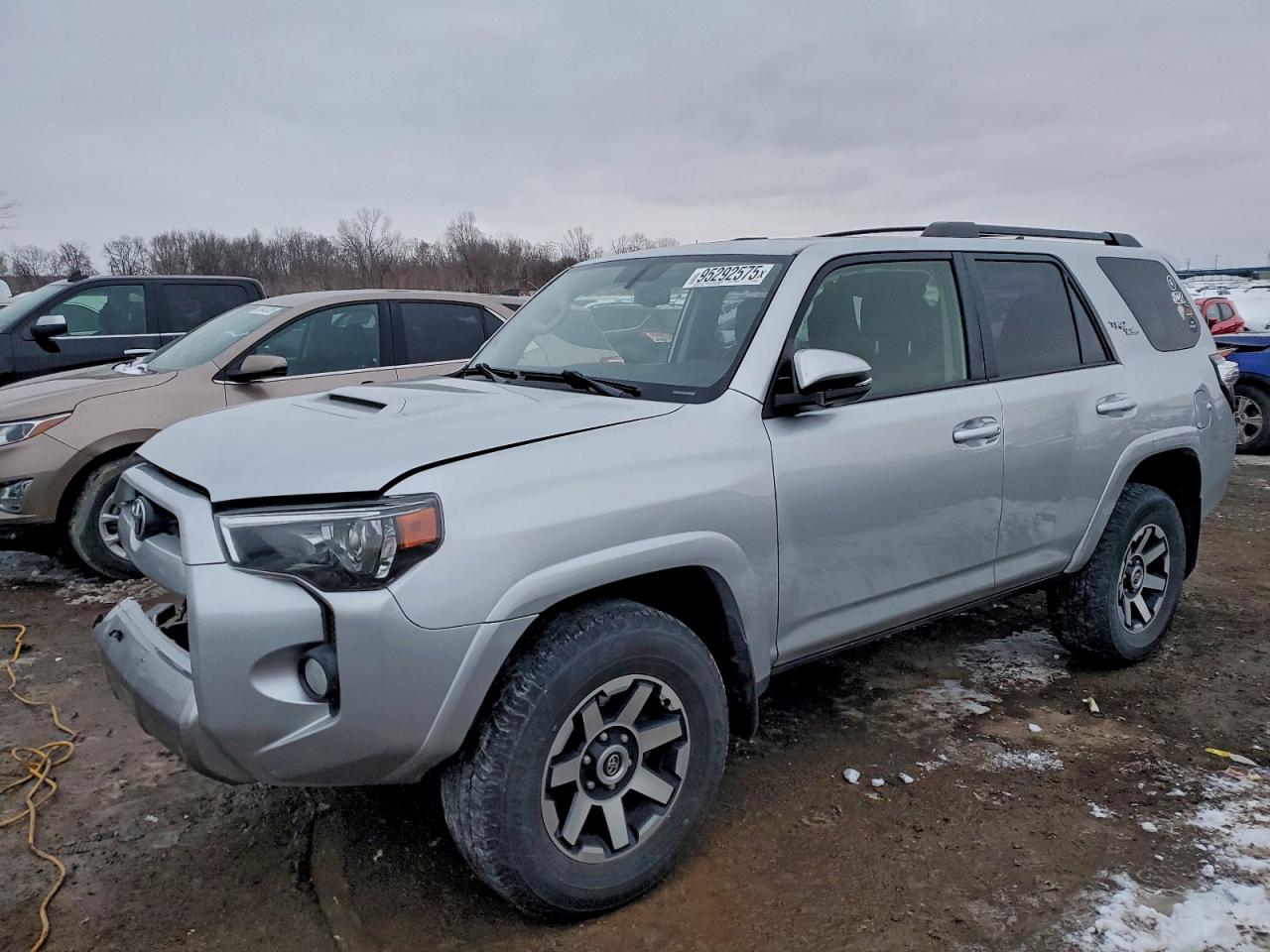 TOYOTA 4RUNNER SR5/SR5 PREMIUM