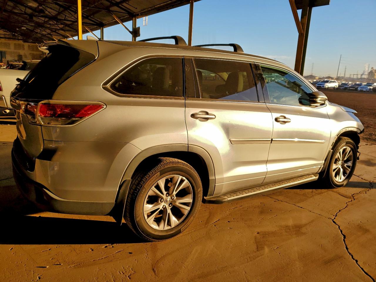 TOYOTA HIGHLANDER XLE