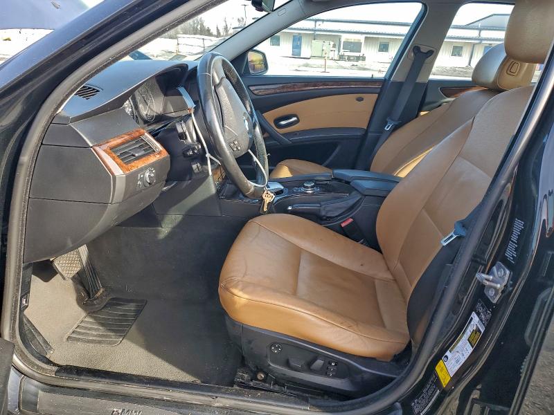 2010 BMW 528 XI #3301854991