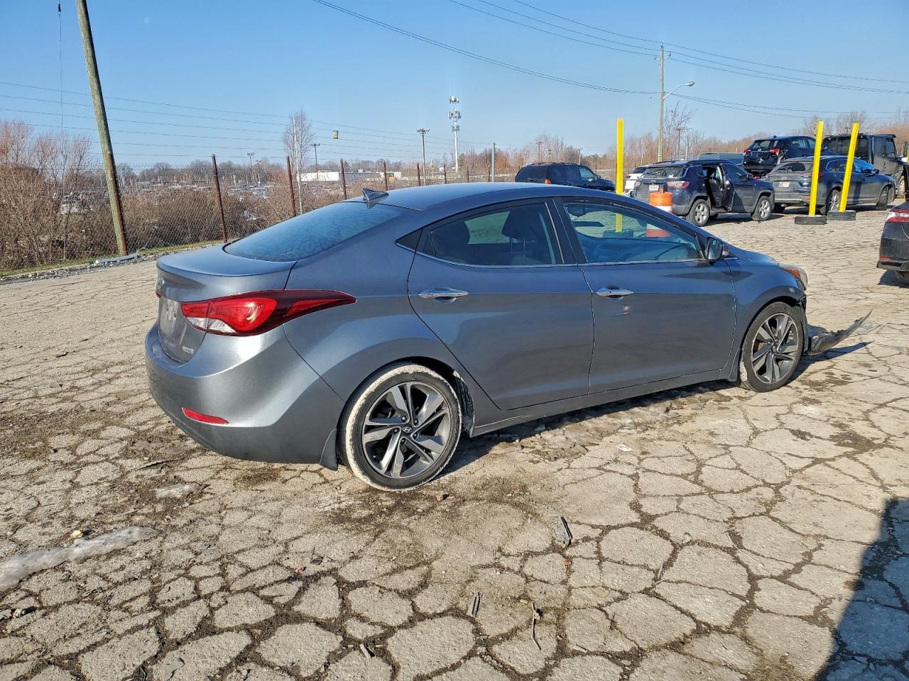 HYUNDAI ELANTRA SE