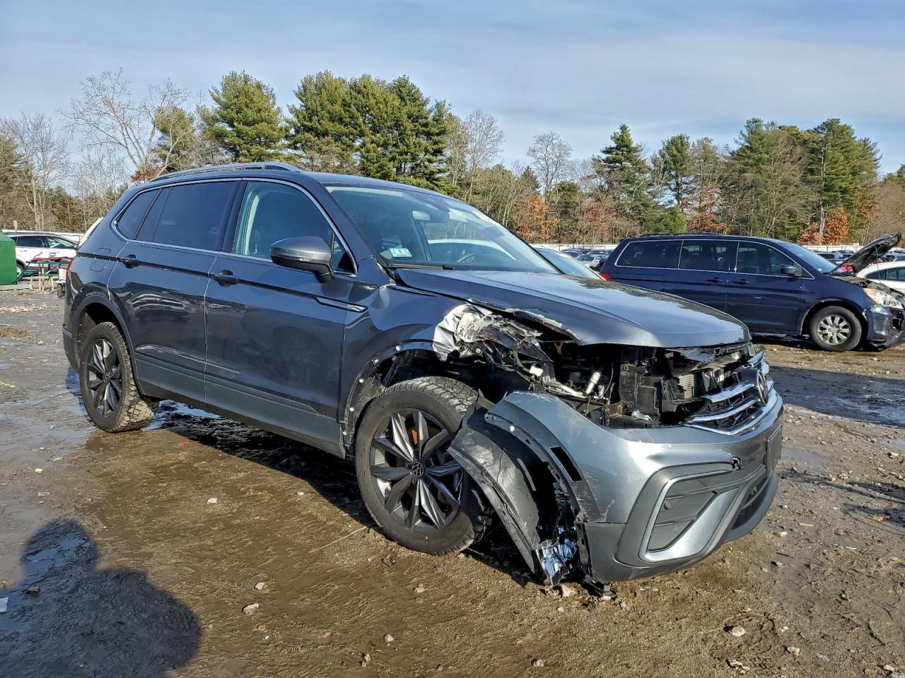 VOLKSWAGEN TIGUAN SE