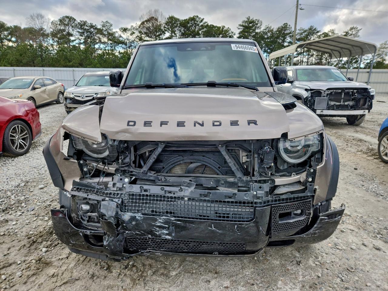 LAND ROVER DEFENDER 110