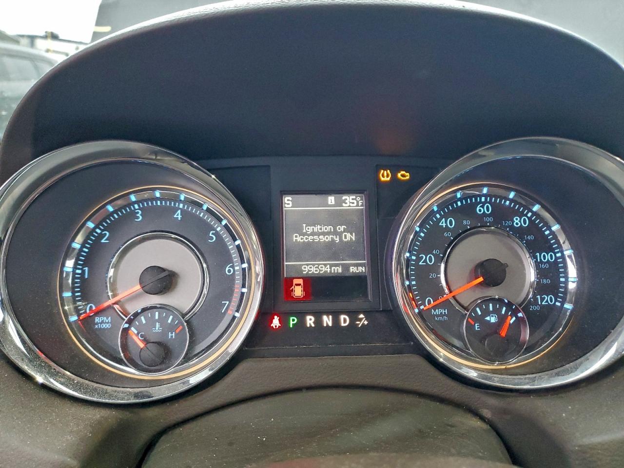 CHRYSLER TOWN & COUNTRY TOURING L