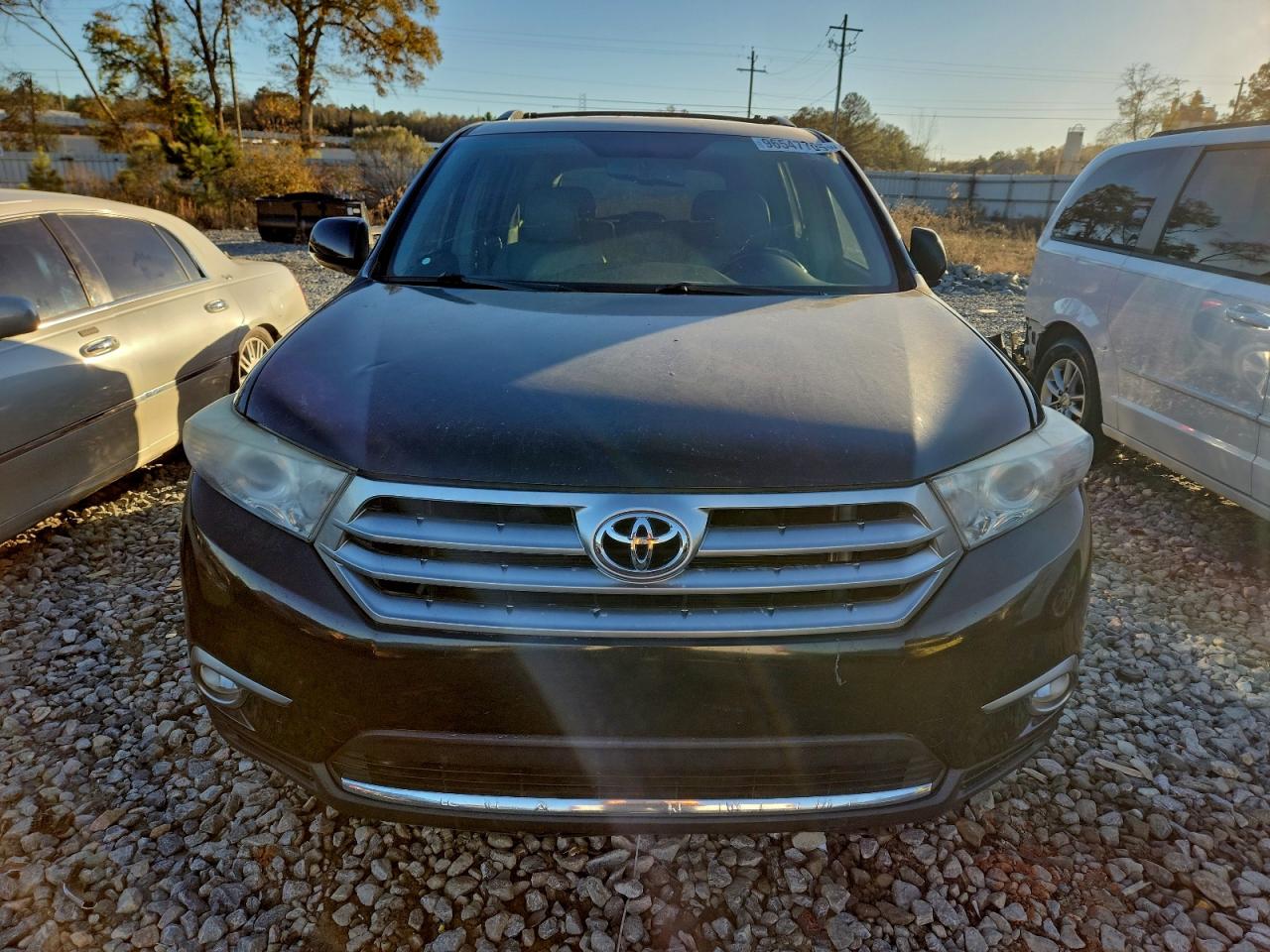 Lot #3316819399 2013 TOYOTA HIGHLANDER