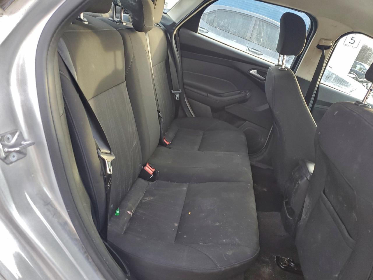 Lot #3310321970 2015 FORD FOCUS SE