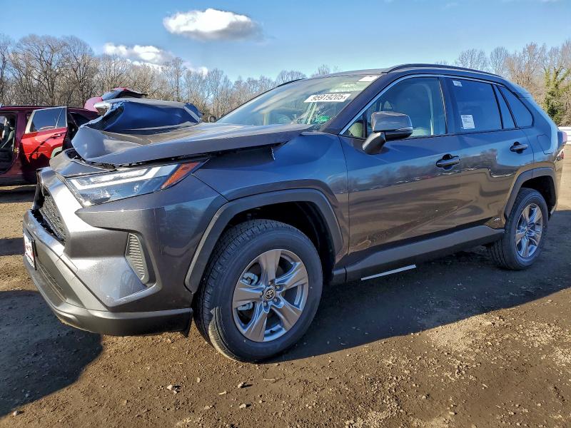 2025 TOYOTA RAV4 XLE #3316721402