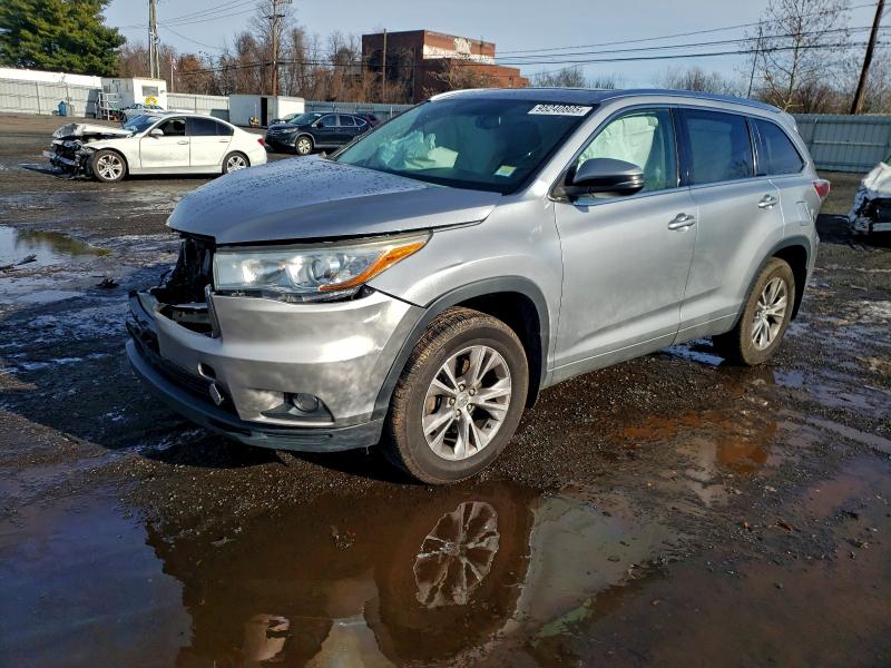 2015 TOYOTA HIGHLANDER #3316715489
