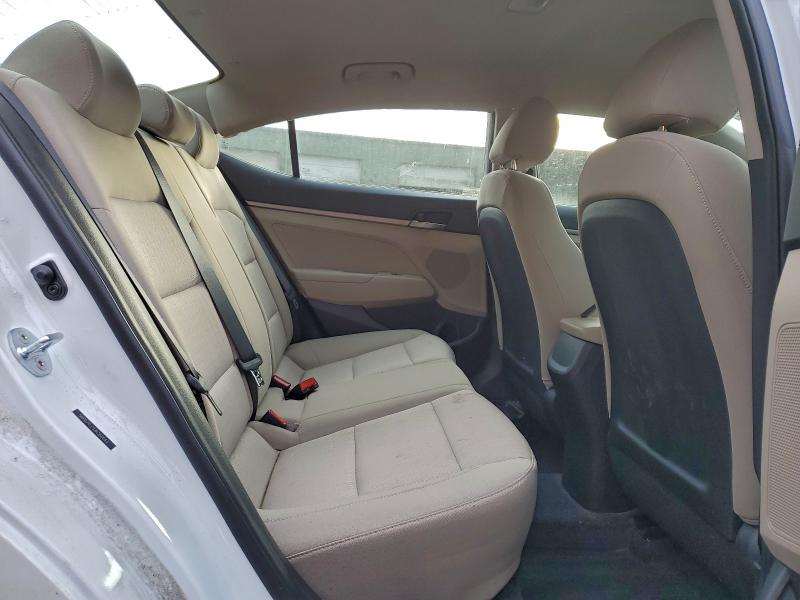 2018 HYUNDAI ELANTRA SE #3317898909