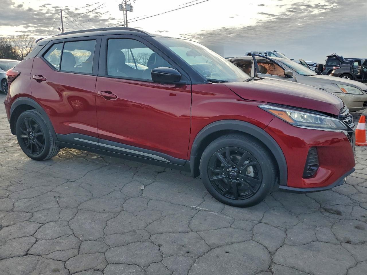 Lot #3309536594 2023 NISSAN KICKS SR