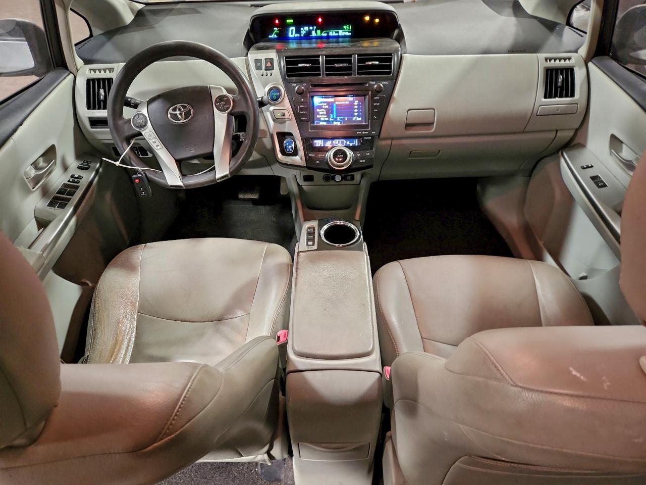 Lot #3311719251 2012 TOYOTA PRIUS V