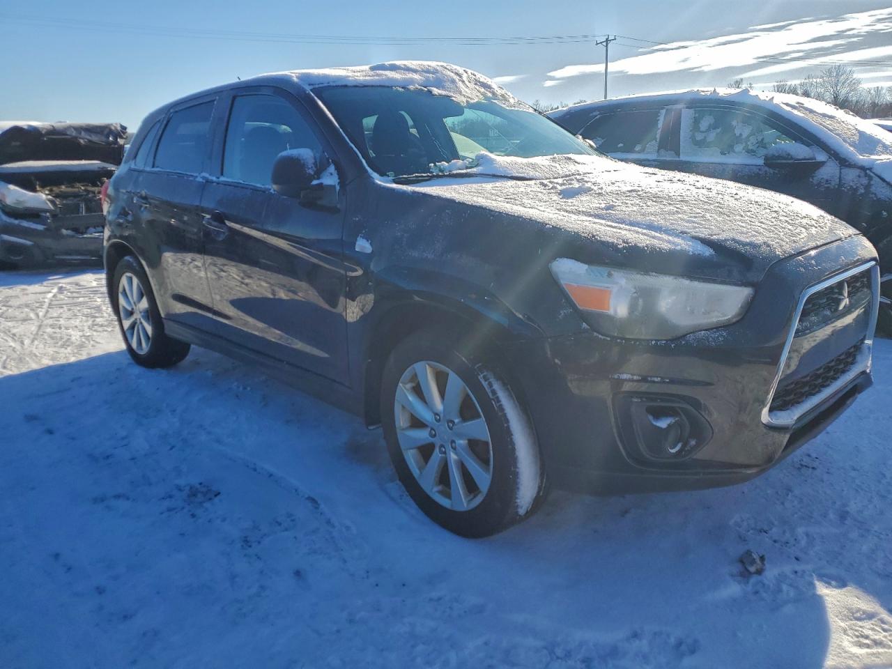 MITSUBISHI OUTLANDER ES