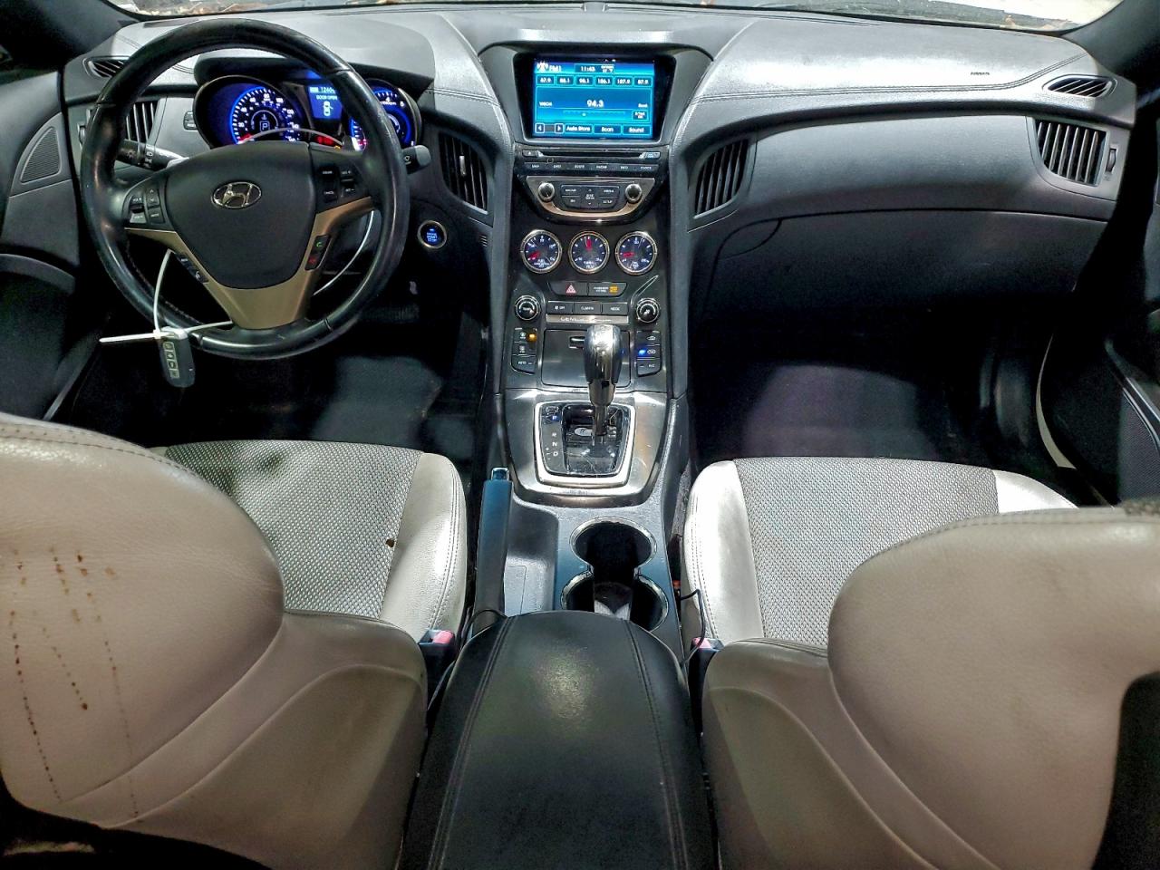 Lot #3308289176 2013 HYUNDAI GENESIS CO