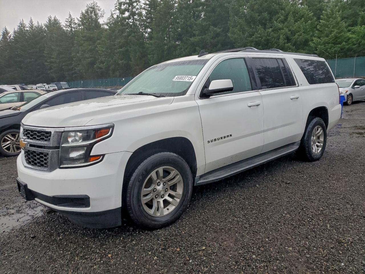 CHEVROLET SUBURBAN C1500 LT