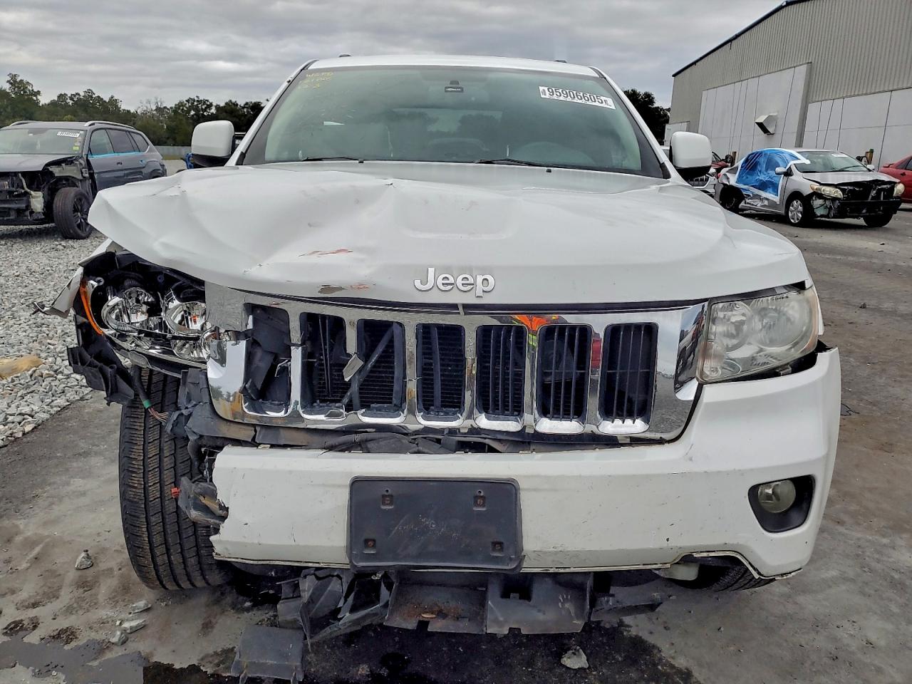 JEEP GRAND CHEROKEE LAREDO