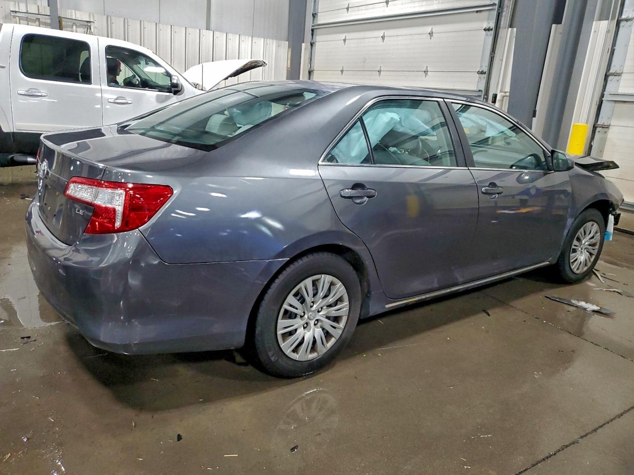 TOYOTA CAMRY L